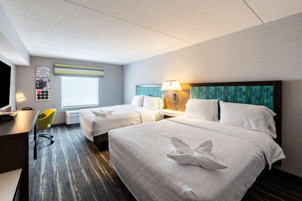 Hampton Inn & Suites Poughkeepsie Spackenkill Kamer foto