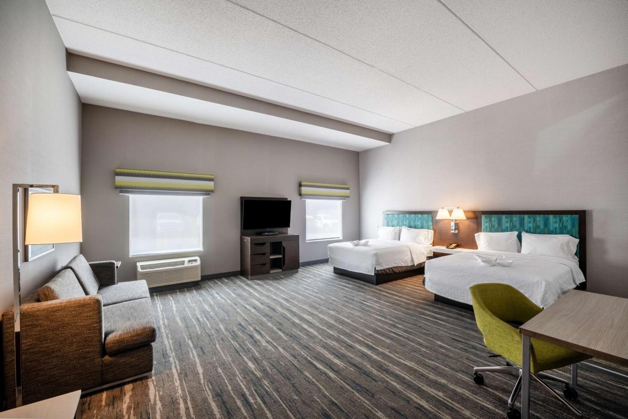 Hampton Inn & Suites Poughkeepsie Spackenkill Buitenkant foto