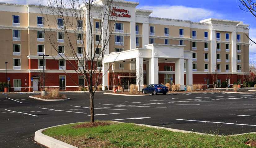 Hampton Inn & Suites Poughkeepsie Spackenkill Buitenkant foto